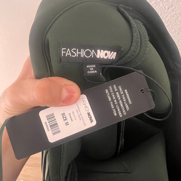 Fashion Nova NWT Asymetrical Bridesmaid Prom Elegant Pleated Dress M Dark Green - Picture 2 of 3